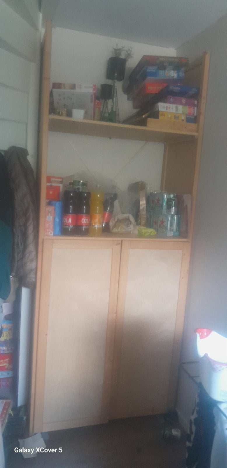 Wedeka kast, Ophalen, Zo goed als nieuw, 25 tot 50 cm, 200 cm of meer