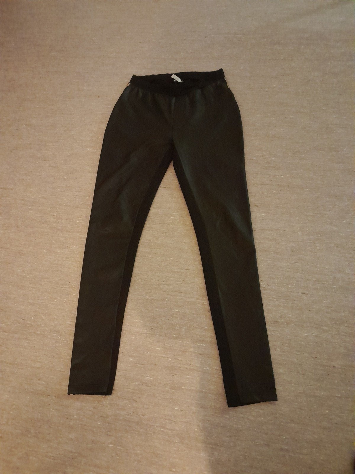 Zwarte True Spirit broek met gouden streep - Maat M, Maat 38/40 (M), Zwart, Ophalen of Verzenden, True Spirit