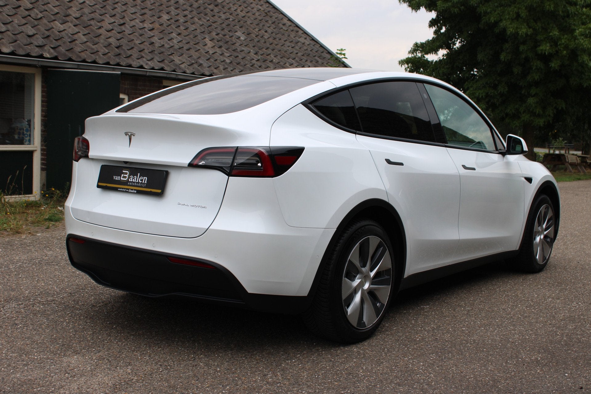Tesla Model Y Long Range AWD 75 kWh SOh 90.6% LEER NAVI PANO, Auto's, Automaat, Dealer onderhouden, Gebruikt, Stoelverwarming