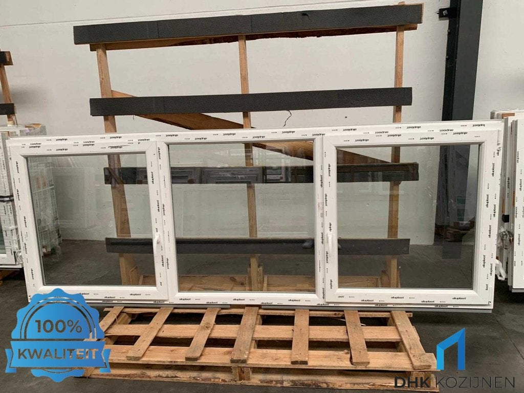 Kunststof Kozijn 300x110 Direct uit Voorraad leverbaar, Niet ingevuld, Kunststof, Dakkapel, 225 cm of meer