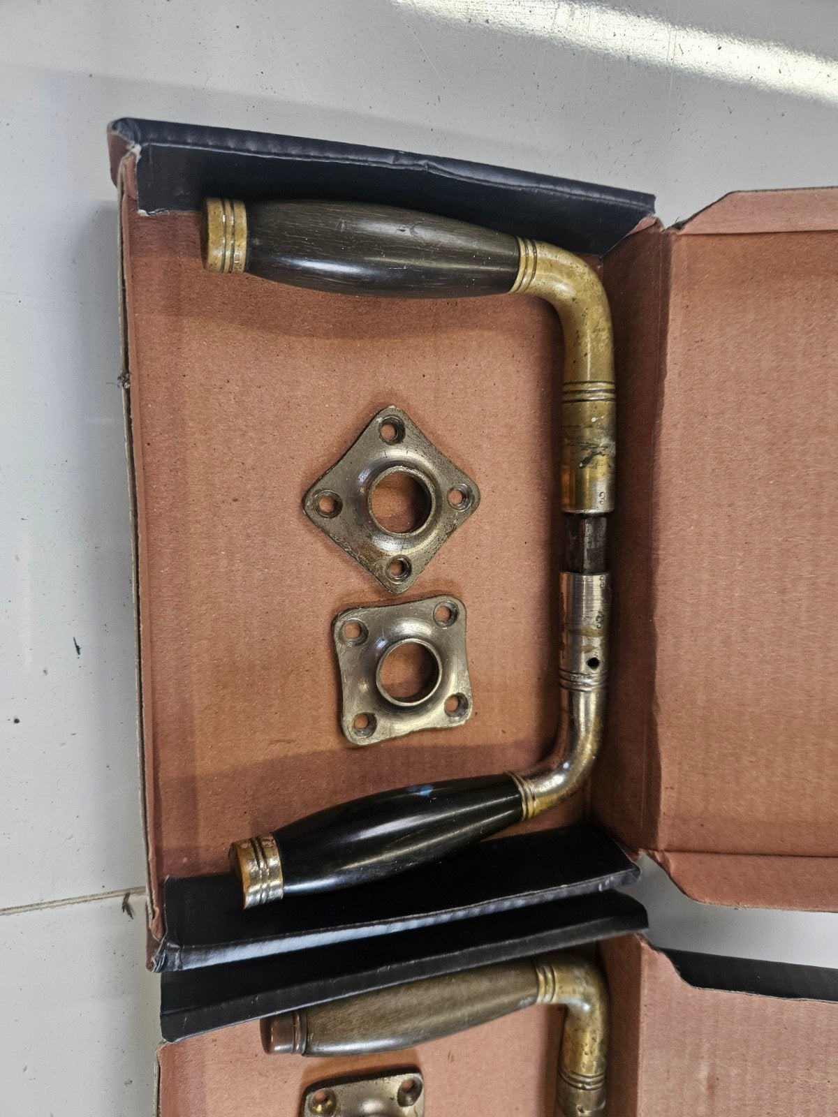 2-sets Antieke Deurklinken Messing Jaren '30, Doe-het-zelf en Verbouw, Ophalen of Verzenden, Gebruikt, Koper of Messing, Klink of Kruk