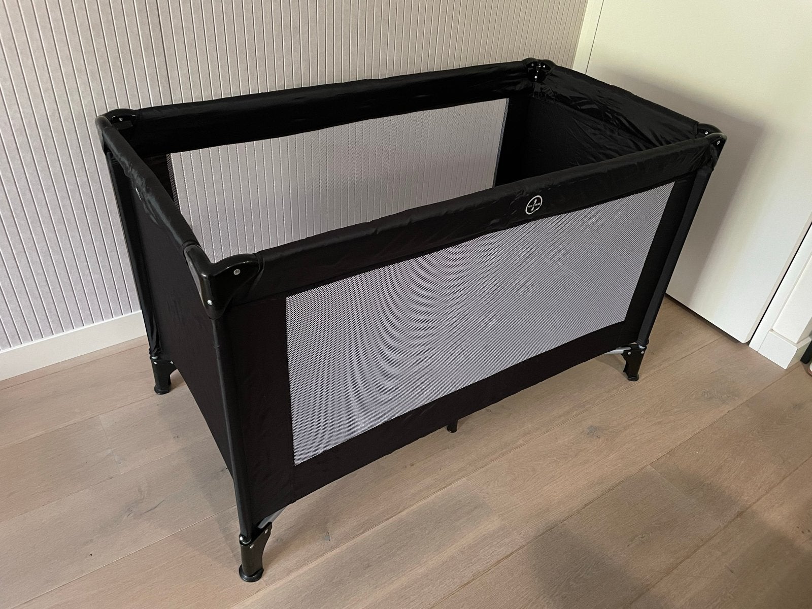 Prenatal opvouwbaar campingbed met matras, Overige materialen, Zwart, Ophalen of Verzenden, Zo goed als nieuw