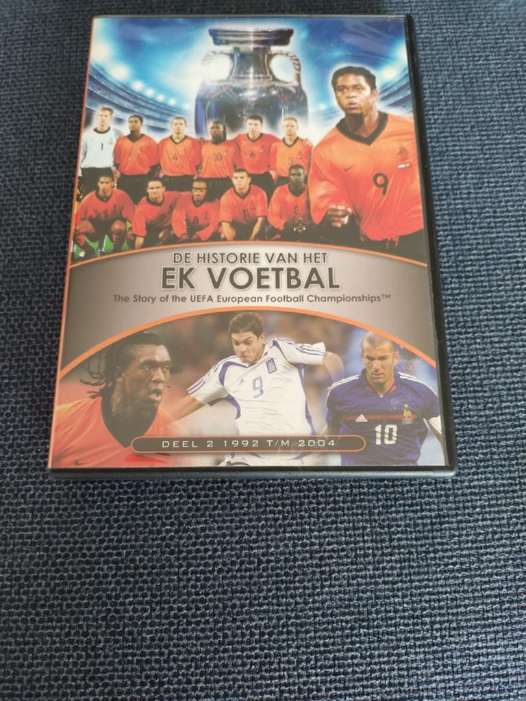THE HISTORIE VAN HET EK VOETBAL - DEEL 1, Ophalen of Verzenden