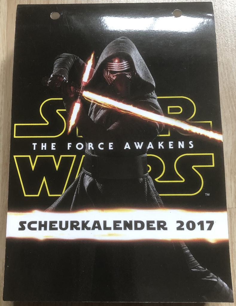 STAR WARS - THE FORCE AWAKENS - SCHEURKALENDER 2017, Verzamelen, Ophalen of Verzenden, Zo goed als nieuw, Boek of Poster