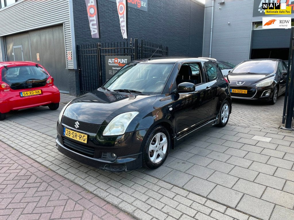 Suzuki Swift 1.5 Exclusive Sport Airco NAP APK 1 Jaar, Auto's, Suzuki, 15 km/l, 4 cilinders, 400 kg, Bedrijf