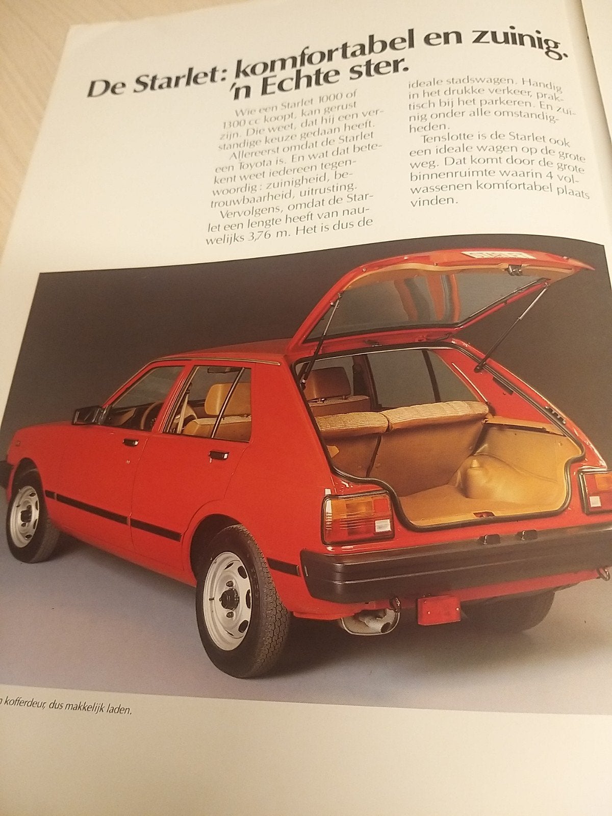 Jaren 70 80 Nederlandse Toyota Starlet folder izgst, Ophalen of Verzenden, Zo goed als nieuw, Toyota