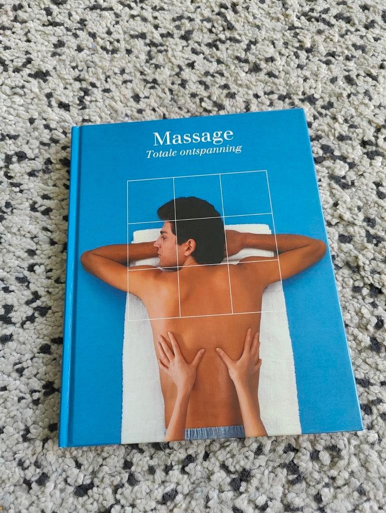 Massage: Totale ontspanning - Boek over massagetechnieken, Ophalen of Verzenden, Zo goed als nieuw, Gezondheid en Conditie, Onbekend
