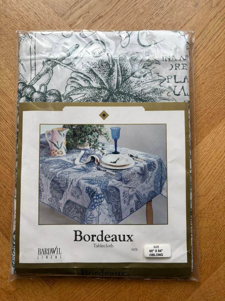 Nieuw tafelkleed Bardwil Bordeaux druiven GROEN 152x213 cm, Ophalen of Verzenden, Nieuw, Groen, Tafelkleed of Tafelzeil
