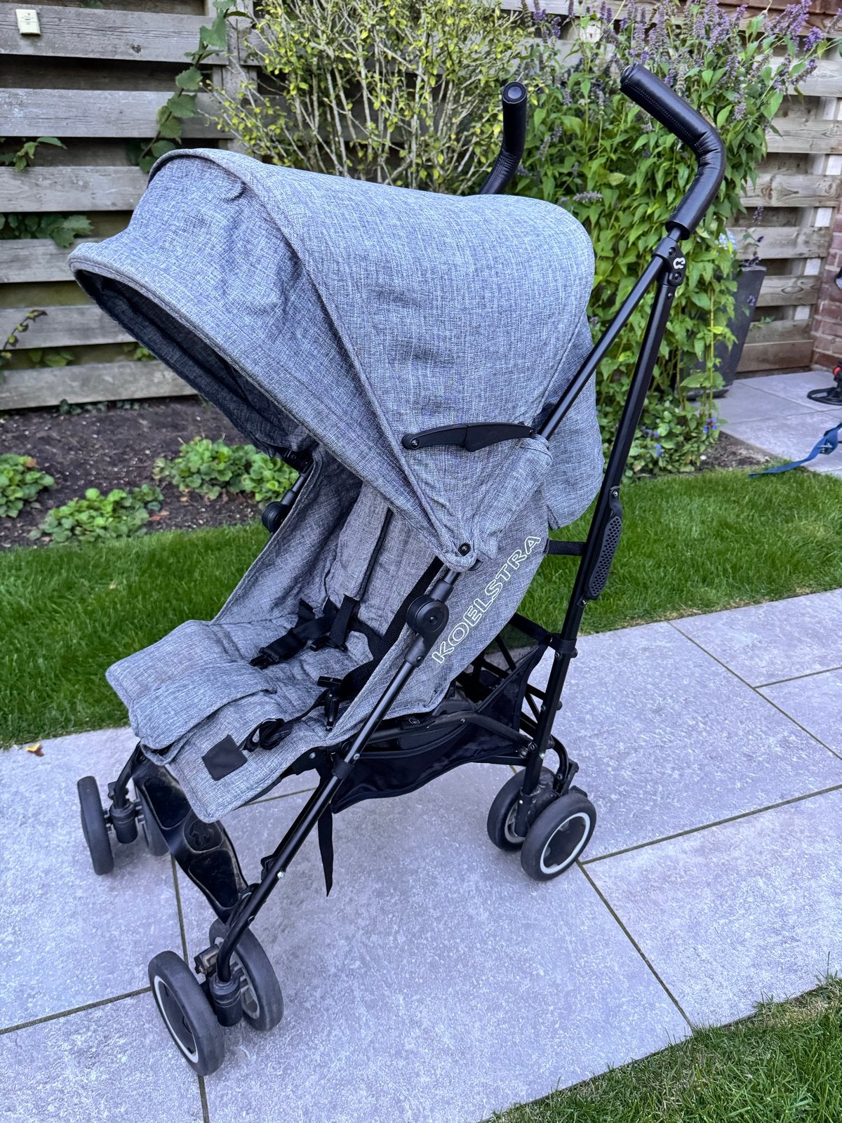 Koelstra buggy met regenhoesje, Ophalen, Gebruikt, Kinderwagen, Overige merken
