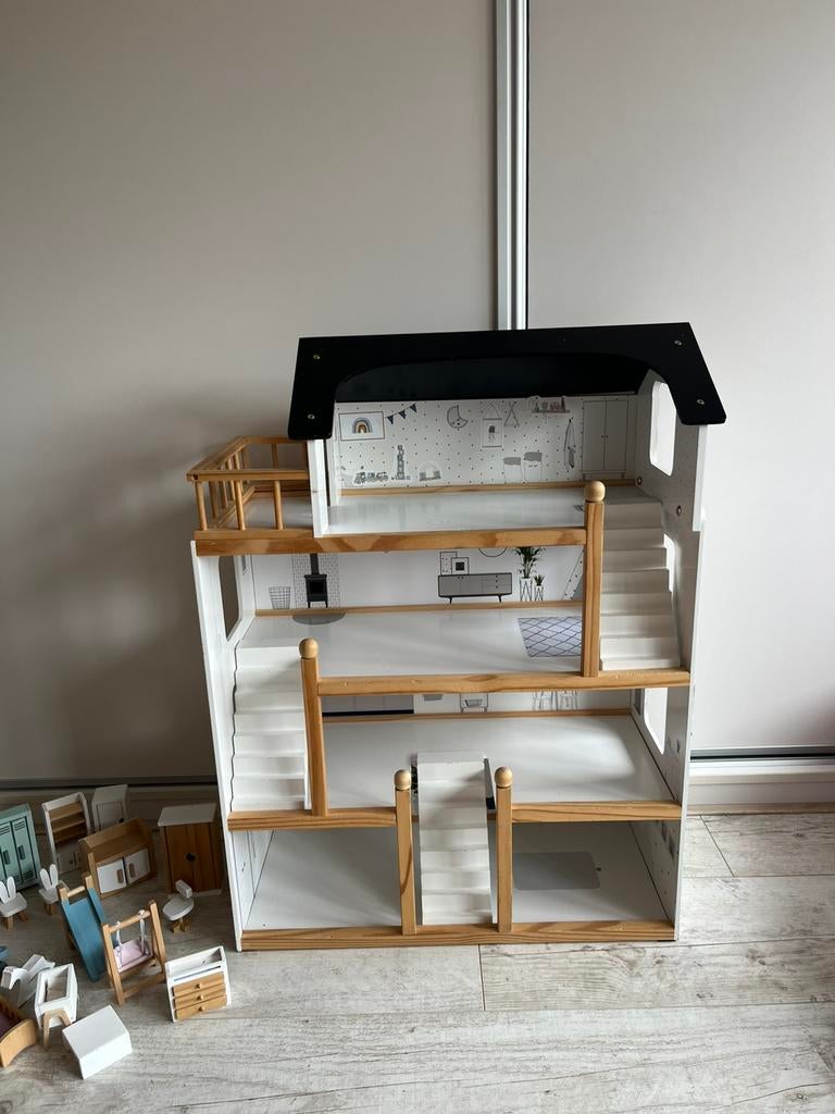 Houten poppenhuis Petite Amelie met veel accessoires, Kinderen en Baby's, Speelgoed | Poppenhuizen, Ophalen, Gebruikt, Poppenhuis