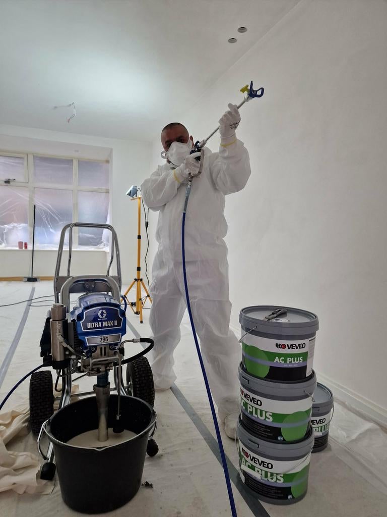 Latex Spuiten, Garantie, Behangen