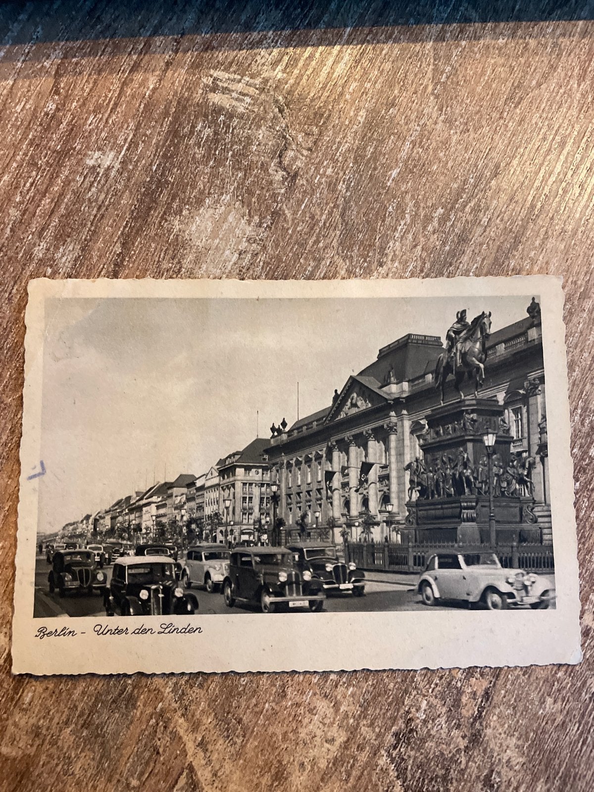 Oude ansichtkaart Berlijn - Unter den Linden (1944), Ophalen of Verzenden, 1940 tot 1960, Gelopen