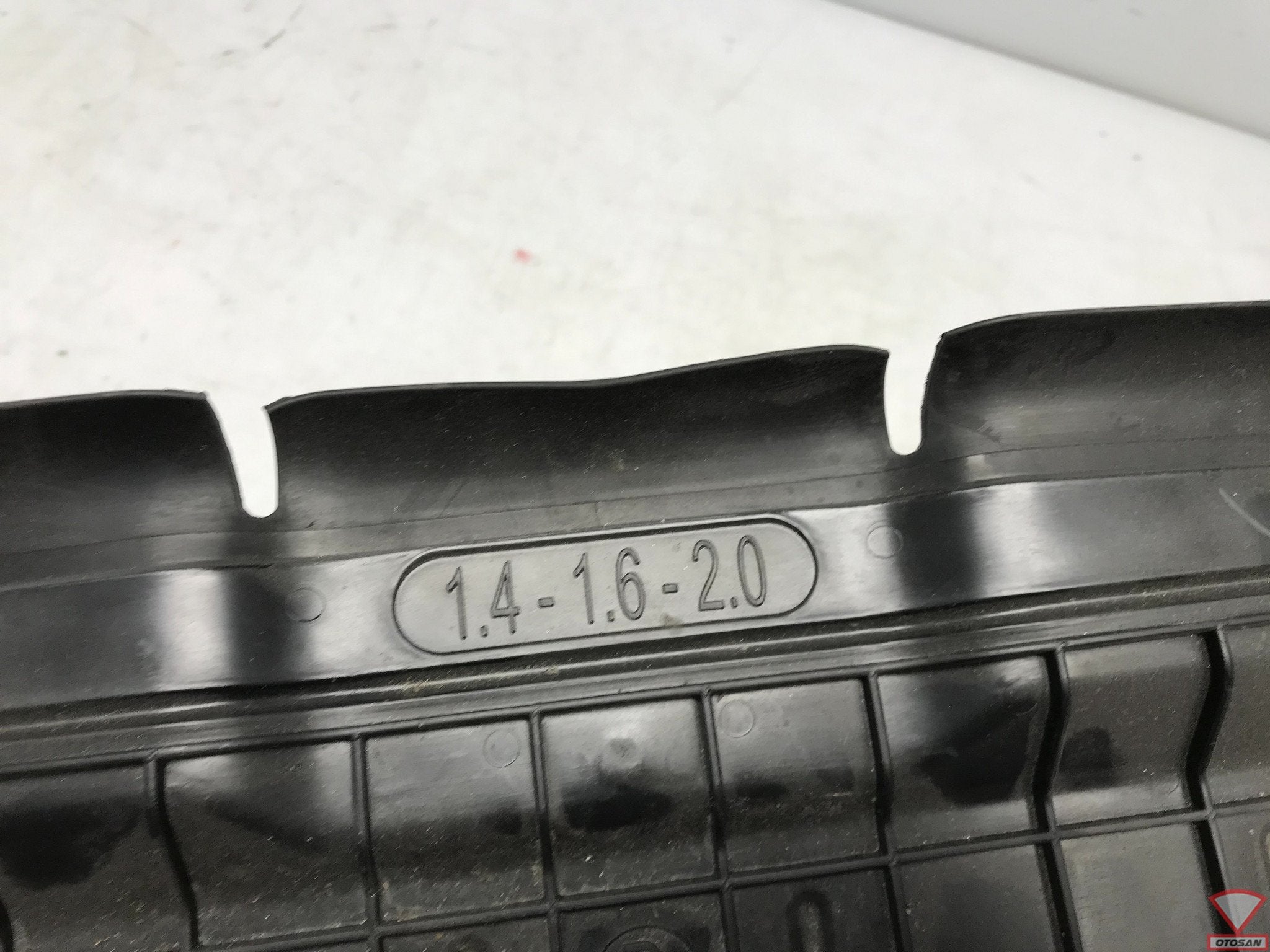 Fiat 500X Voorfront Boven Rubber Kap Origineel! 519680940, Gebruikt, Voor, Stellantis Europe S.p.A., Ophalen of Verzenden