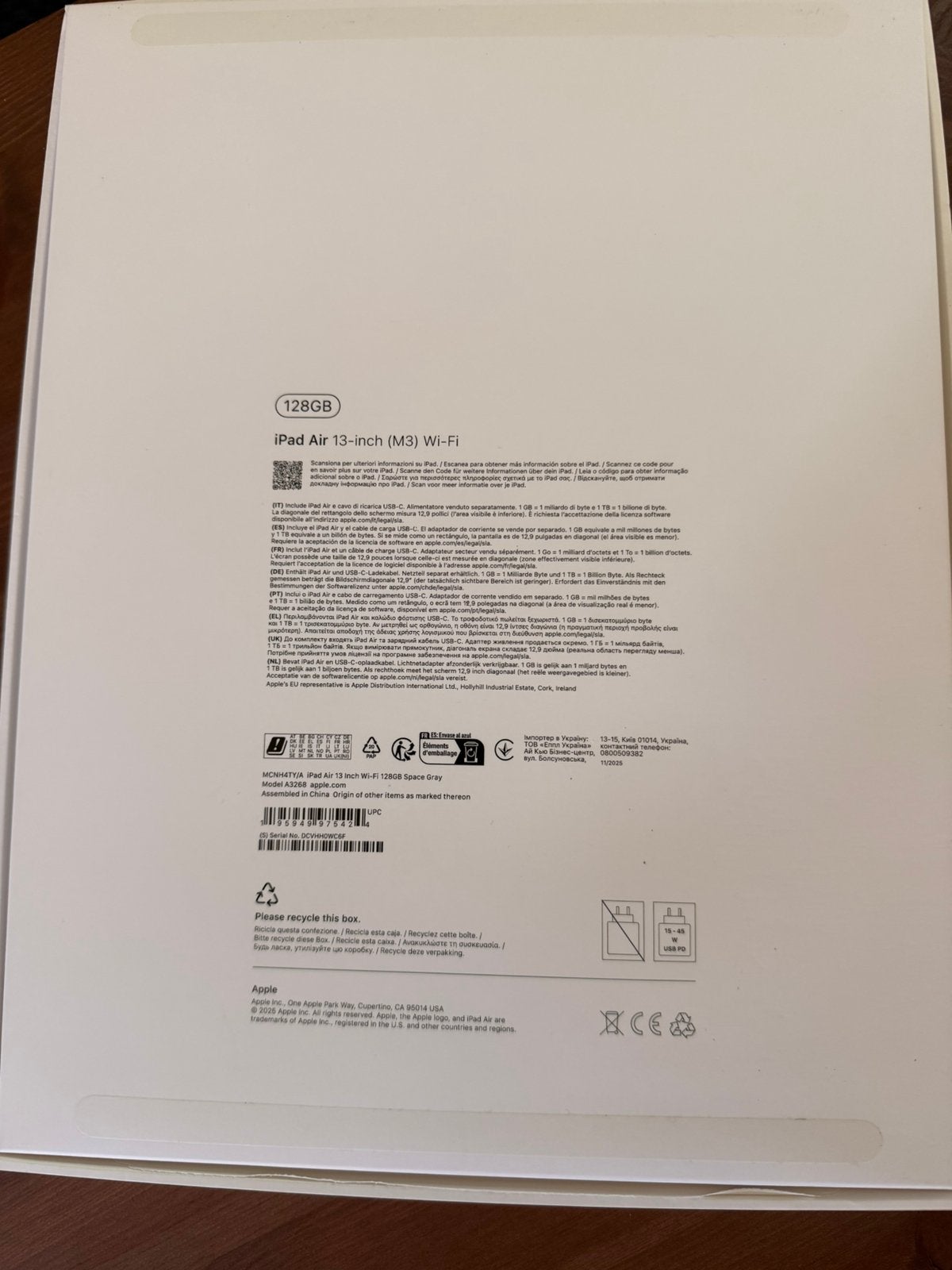 Foto 13 van Apple Ipad Air (2025) 13-inch (M3) WI-FI 128 GB + Folio