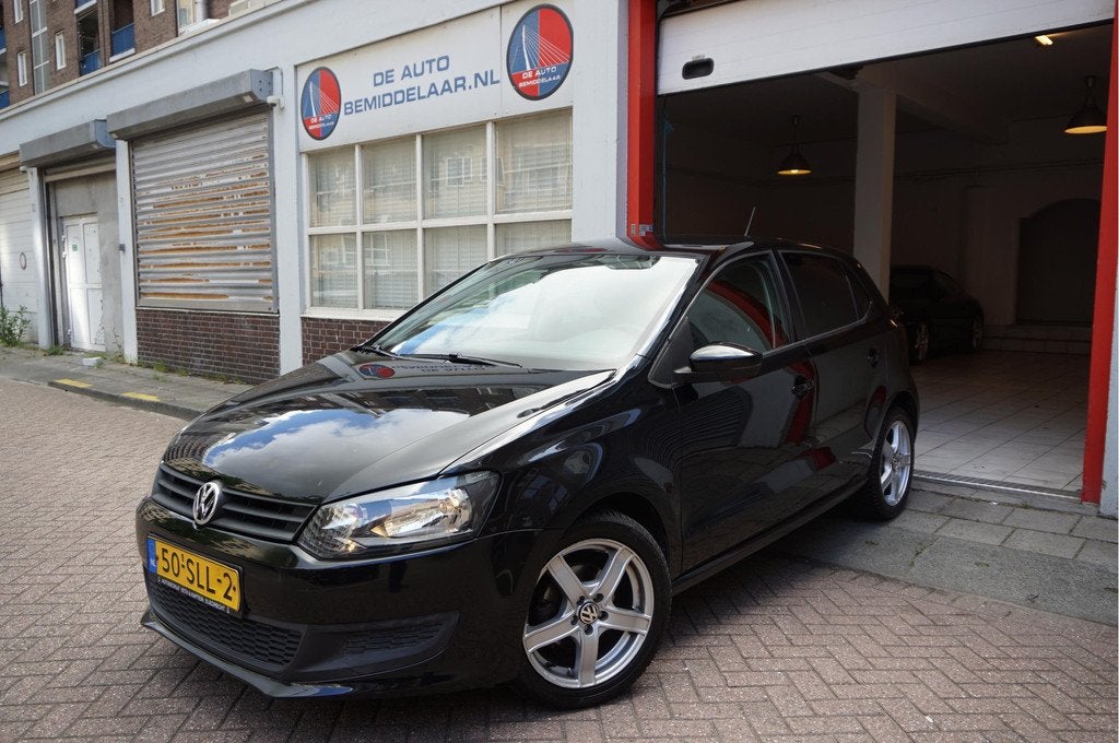 Volkswagen Polo 1.2 Easyline Sport | NAP NL Auto | Trekhaak, Voorwielaandrijving, Euro 5, 60 pk, 1198 cc