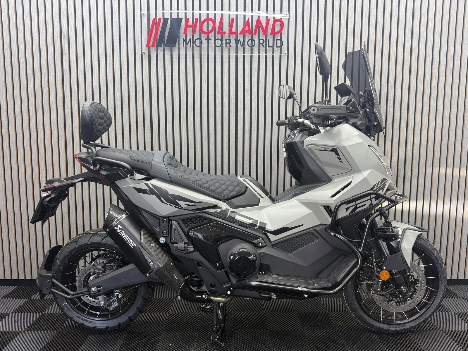 Honda X-ADV 750 2026 BTW car play nardo XADV Akrapovic X ADV, Bedrijf, Meer dan 35 kW, Automaat, 2 cilinders
