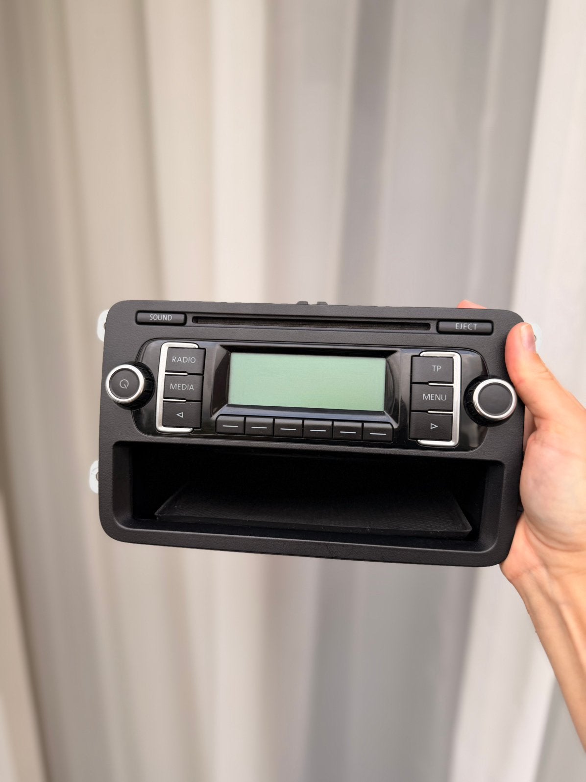 Originele Volkswagen RCD 210 MP3 autoradio, Ophalen of Verzenden, Zo goed als nieuw