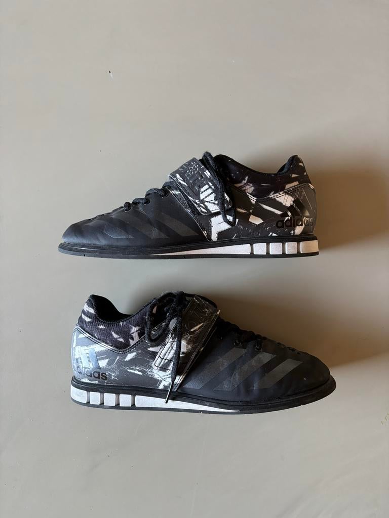 Adidas Powerlift 3 gewichthefschoenen - maat 43.5, Ophalen of Verzenden, Gebruikt, Benen, Overige typen