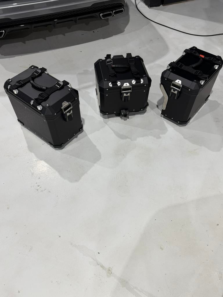 Kofferset zwart aluminiun BMW GS Z.G.A.N., Motoren, Accessoires | Koffers en Tassen, Ophalen, Zo goed als nieuw
