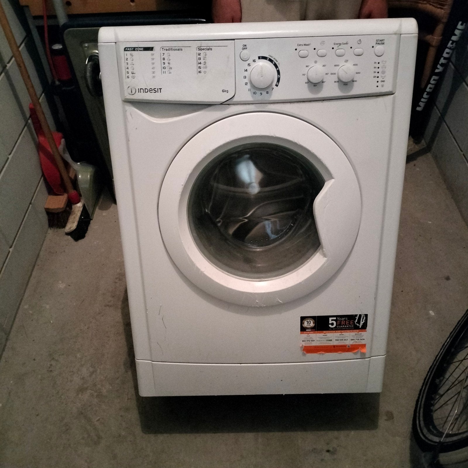 Goedwerkende Indesit wasmachine - ideaal voor pods, 6 tot 8 kg, Ophalen, Gebruikt, Voorlader