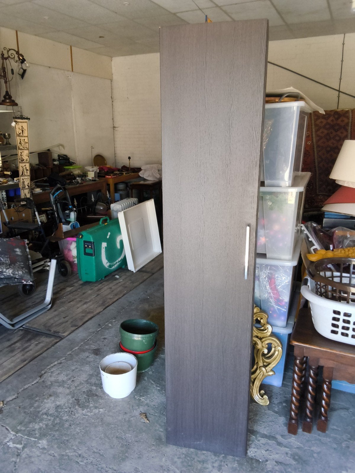 GRATIS Badkamer legkast in Ulft, Huis en Inrichting, Badkamer | Complete badkamers, Ophalen, Gebruikt