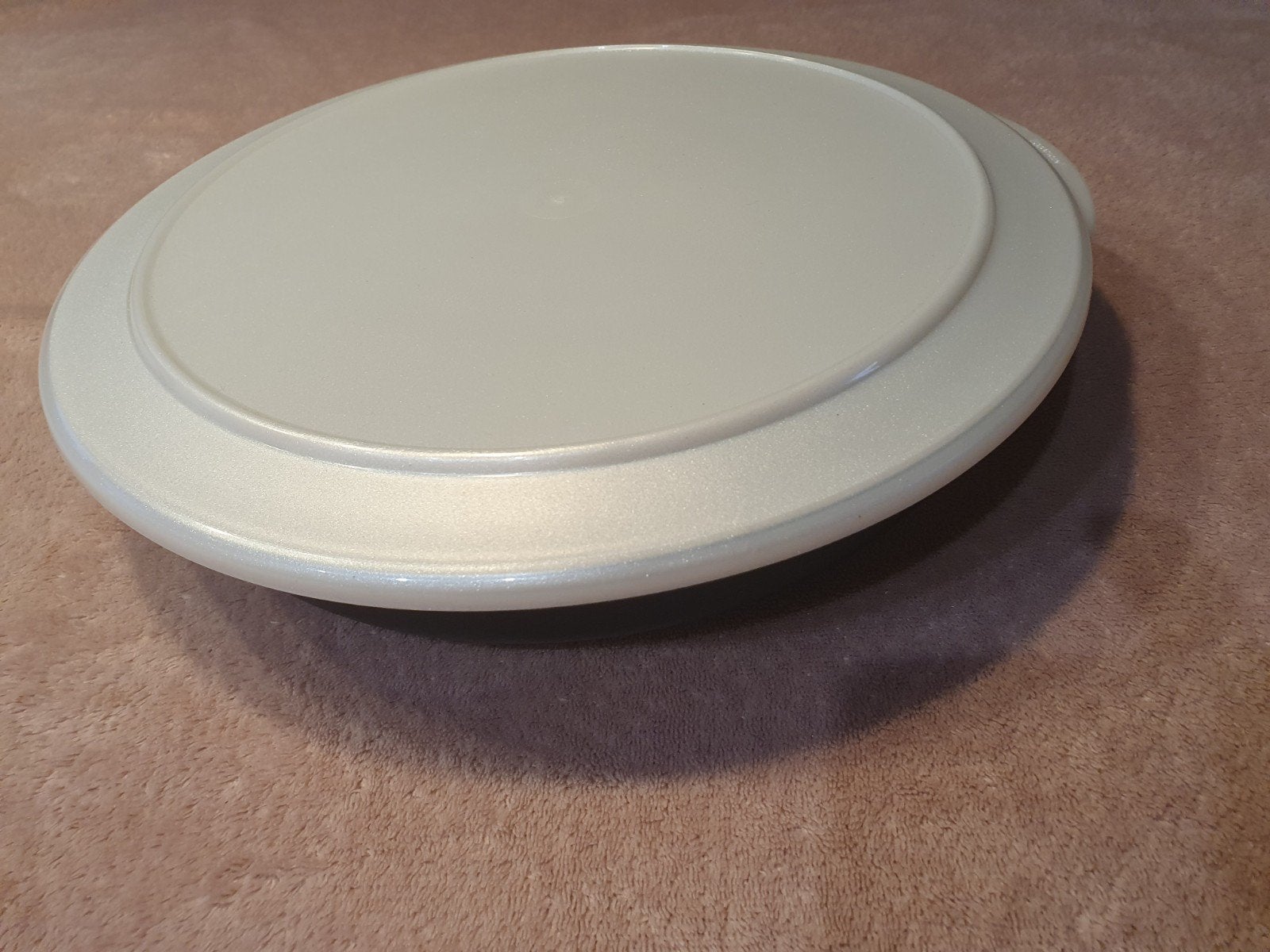 Tupperware magnetron schaal 2L, Huis en Inrichting, Keuken | Tupperware, Met deksel, Nieuw, Ophalen of Verzenden, Schaal