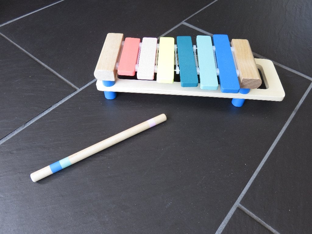 Houten xylofoon met stokje, als nieuw. Mooi instrument, Kinderen en Baby's, Speelgoed | Houten speelgoed, Ophalen of Verzenden