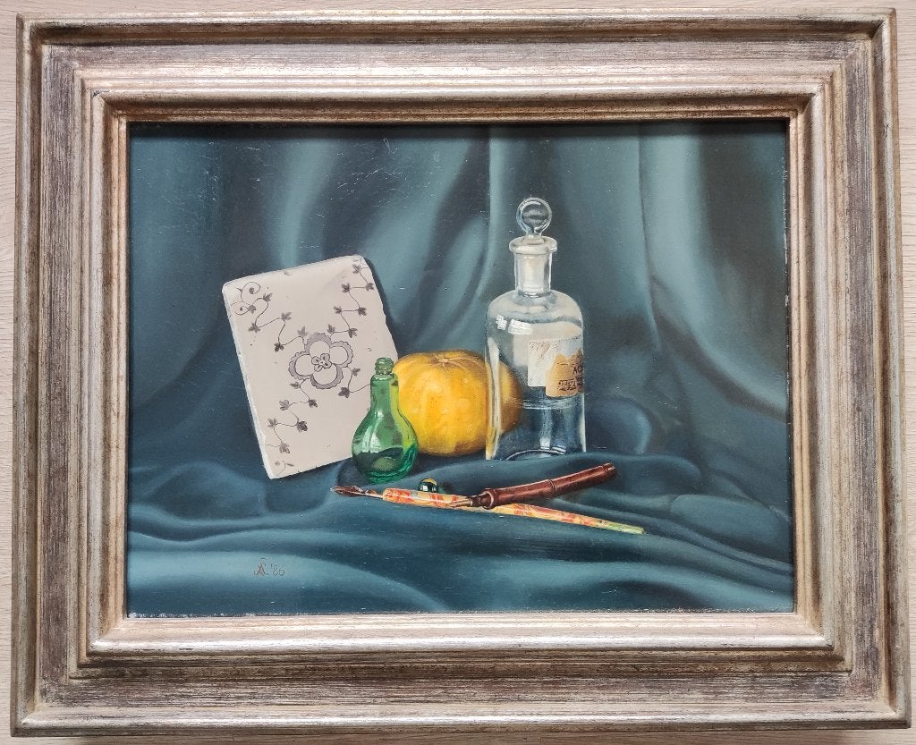 Walter Leclair (1954) - Stilleven met apothekersfles, Antiek en Kunst, Paneel, Stilleven, Ophalen of Verzenden, Gesigneerd