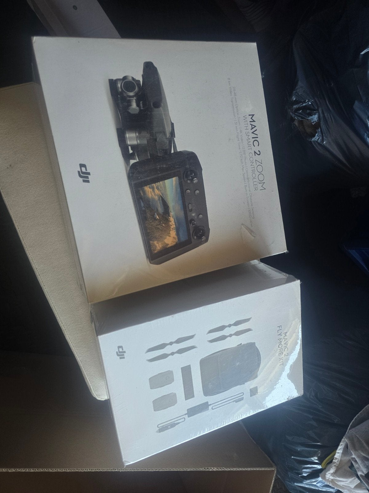 DJI Mavic 2 Zoom met Smart Controller + Fly More Kit (Nieuw), Ophalen of Verzenden, Nieuw