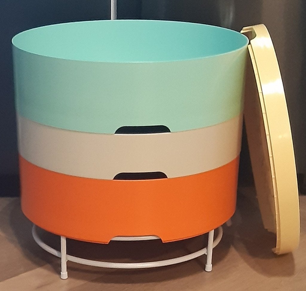 Ikea bijzettafel / opbergmeubel retro / vintage, Huis en Inrichting, Tafels | Bijzettafels, Rond, Zo goed als nieuw, Retro - vintage - design