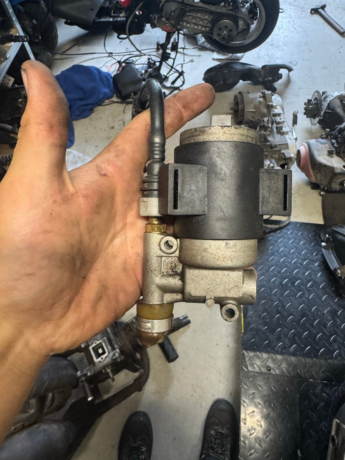 Brandstofpomp Piaggio 2t injectie - Gebruikt, Ophalen of Verzenden, M, Mw, M