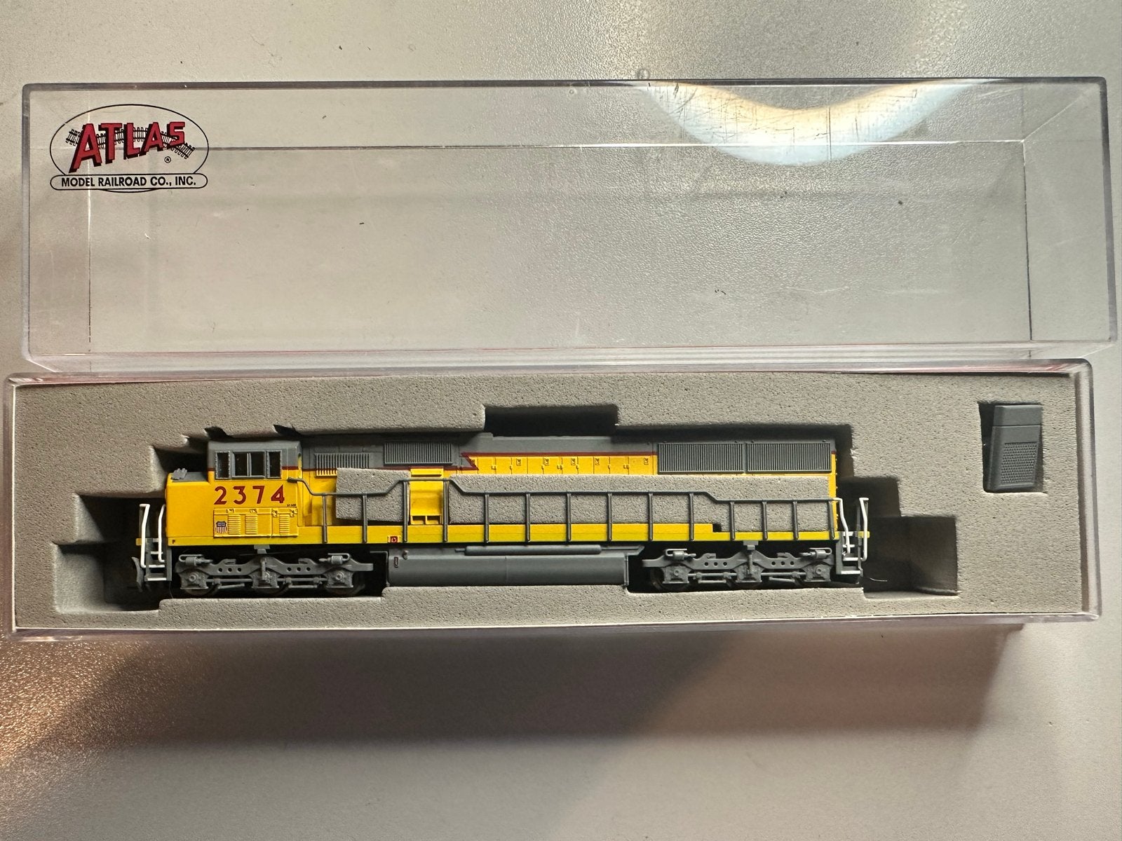 Atlas #49221 SD-60M Union Pacific #2374 Locomotief, Overige merken, Nieuw, Ophalen of Verzenden, Analoog