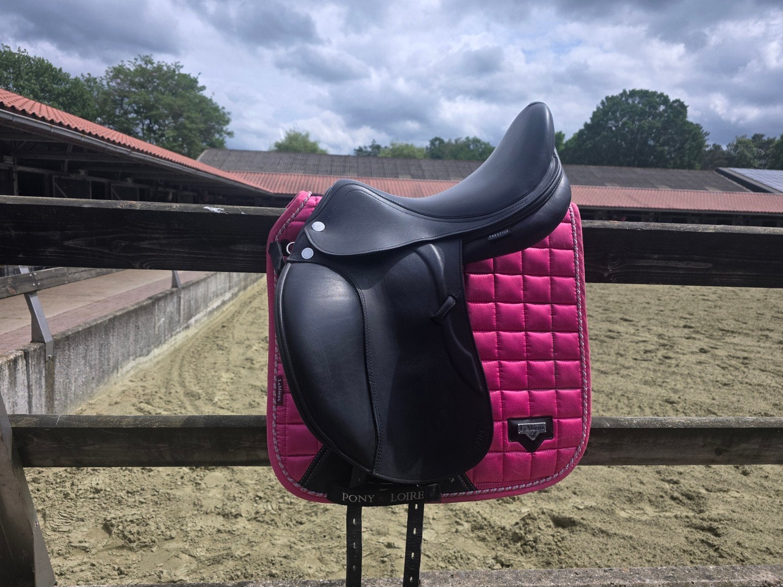 Prestige inspire 15 inch boommaat 32, Dieren en Toebehoren, Paarden en Pony's | Zadels, Ophalen of Verzenden, Zo goed als nieuw