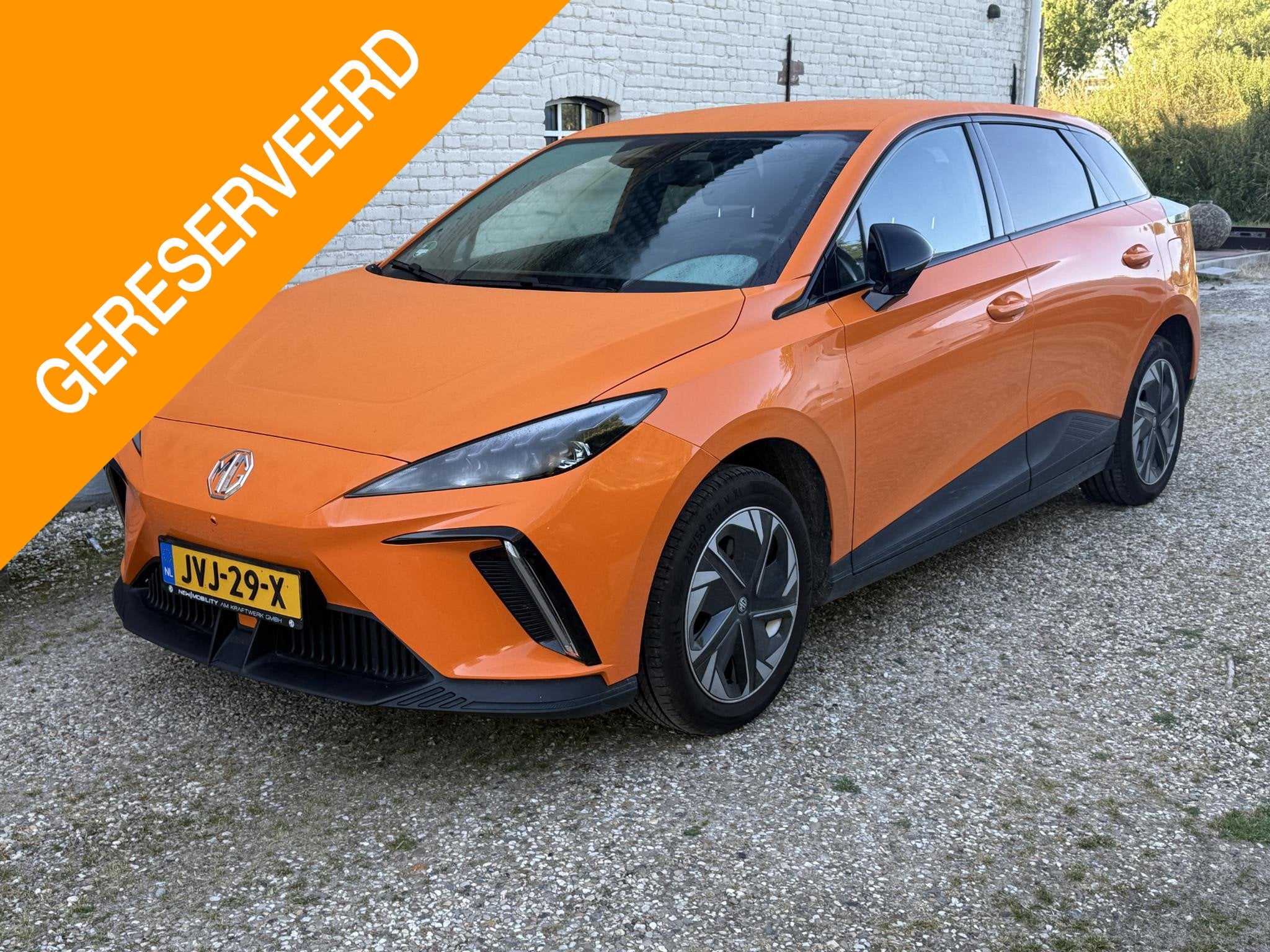 MG MG4 Electric Luxury 64 kWh 204pk 450 KM RANGE, Auto's, Automaat, Achterwielaandrijving, Gebruikt, Overige kleuren