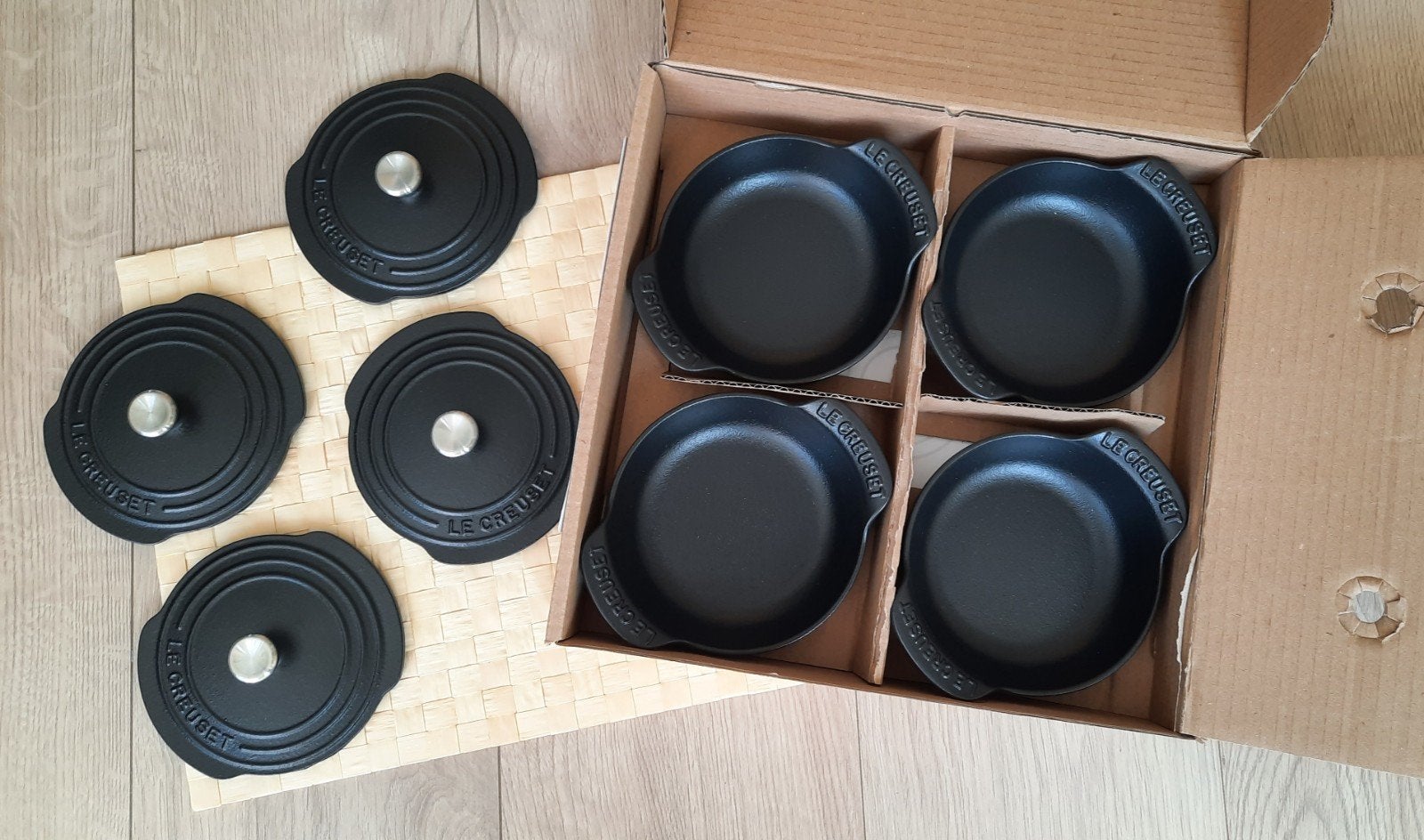 Le Creuset gietijzeren mini campagnard set 4-delig, Ophalen of Verzenden, Nieuw, Gietijzer, Koekenpan of Braadpan