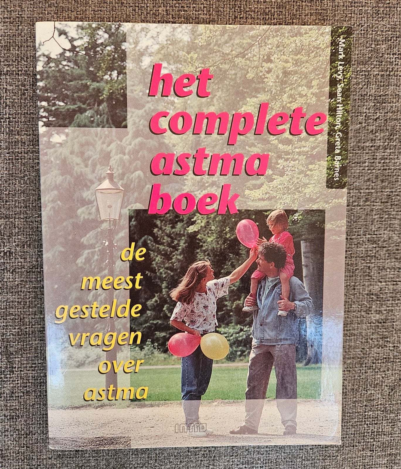 Het complete astmaboek - Vragen en antwoorden over astma, Boeken, Ophalen of Verzenden, Gelezen, Ziekte en Allergie, Mark Levy, Sean Hilton, Greta Barnes