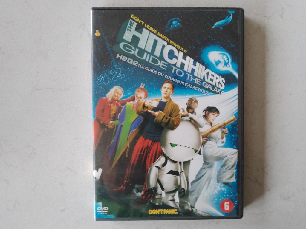 The hitchhiker's guide to the galaxy, Vanaf 6 jaar, Ophalen of Verzenden, Zo goed als nieuw, Overige genres