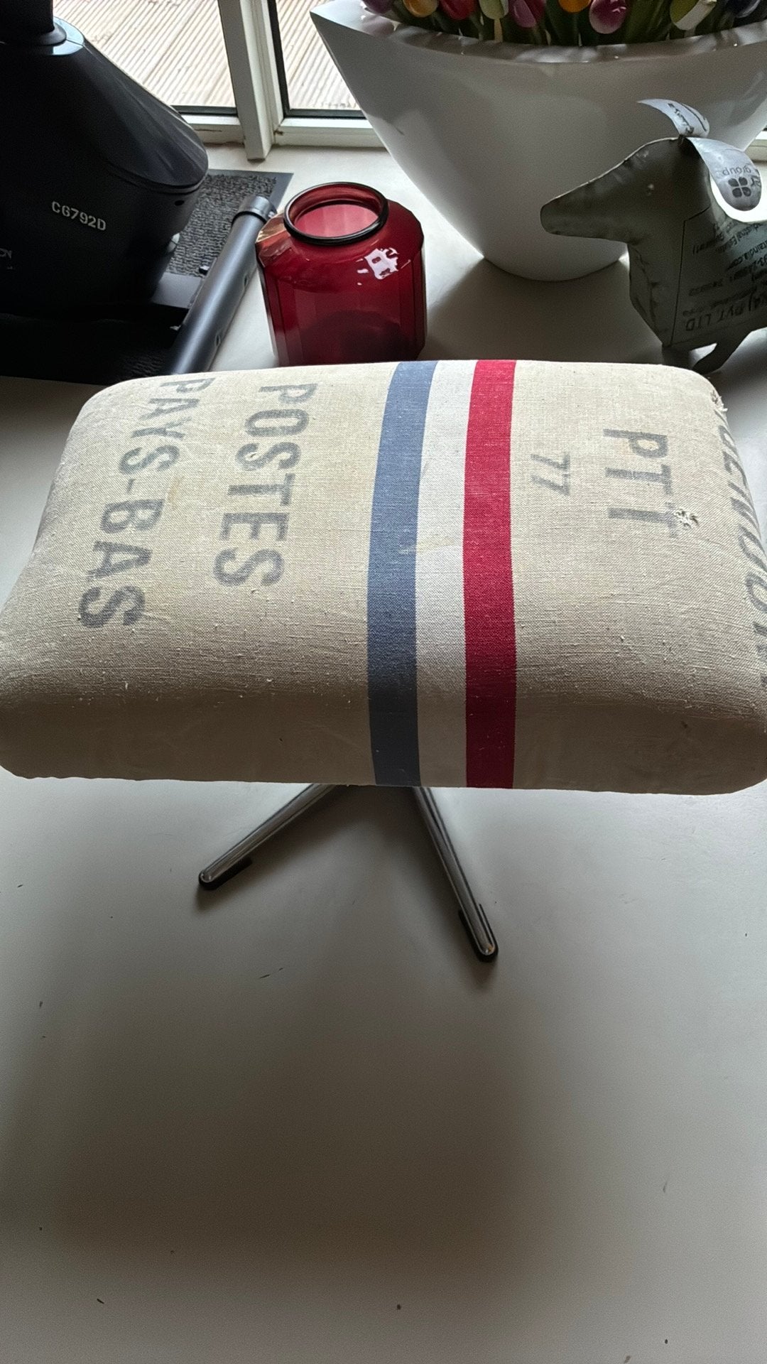 Retro draaikruk hocker  voetenbankje. 40 cm hoog, Ophalen of Verzenden, Zo goed als nieuw, Rechthoekig, Minder dan 50 cm
