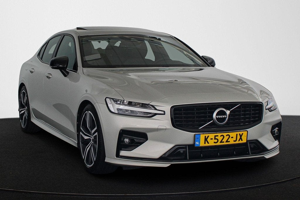 Volvo S60 2.0 B3 R-Design Panoramadak Trekhaak Harman Kardon, Euro 6, 4 cilinders, 1969 cc, Automatische klimaatregeling