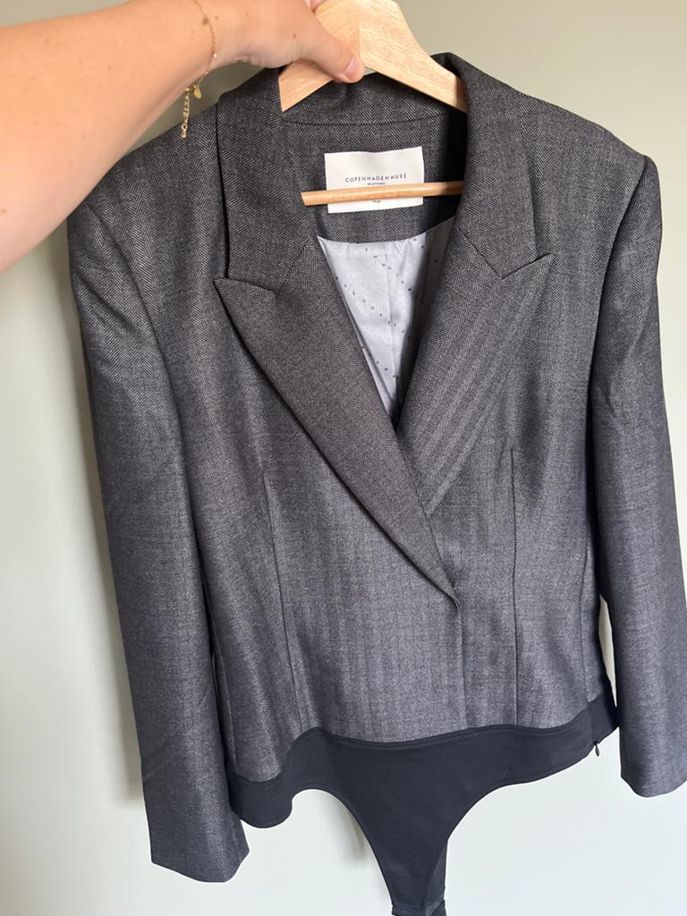 Copenhagen Muse Blazer Bodysuit - Maat L, Maat 42/44 (L), Ophalen of Verzenden, Zo goed als nieuw, Jasje