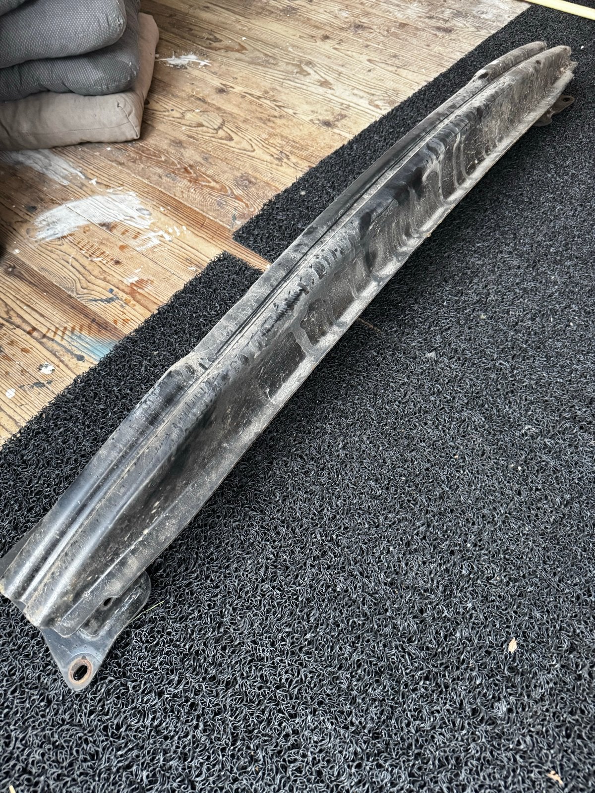 Bumperbalk achterzijde VW Golf 6 hatchback 5-deurs, Auto-onderdelen, Gebruikt, Volkswagen, Ophalen of Verzenden, Achter