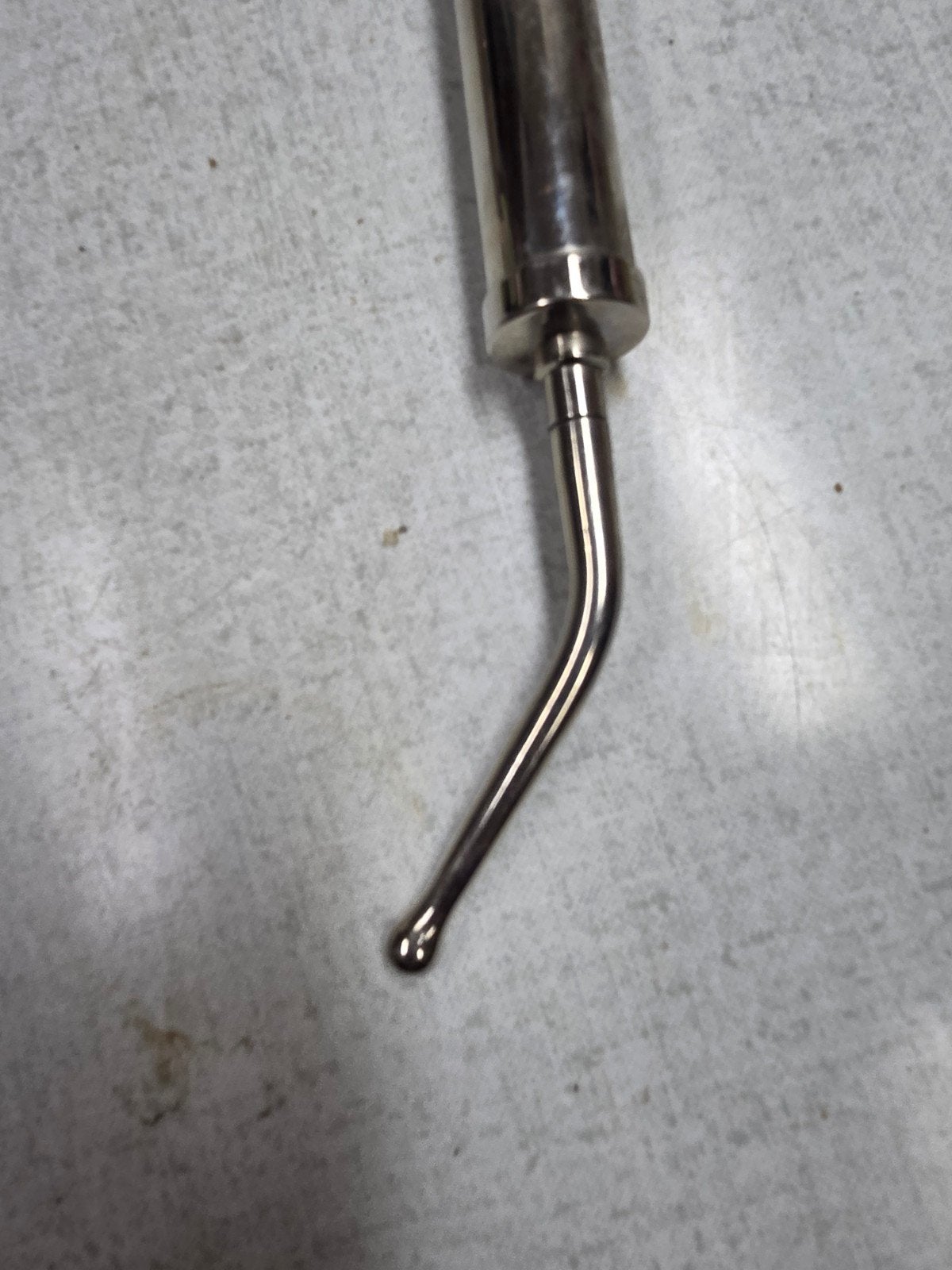 Antieke metalen spuit - Decoratief verzamelobject, Antiek en Kunst, Ophalen of Verzenden