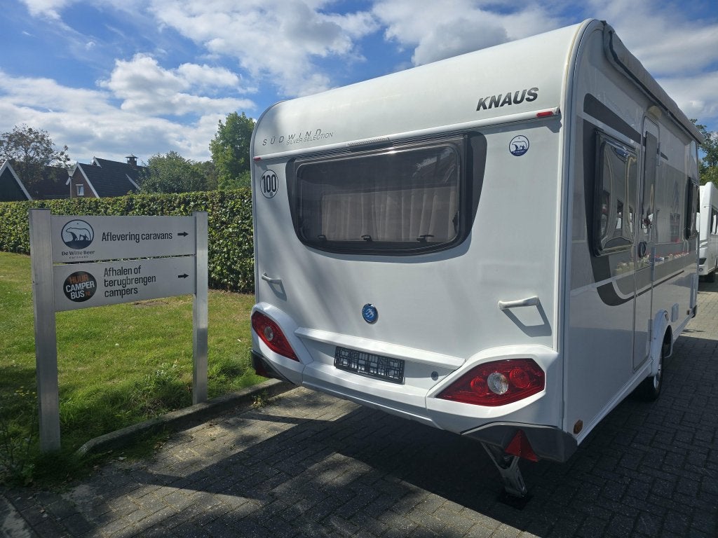 Knaus Sudwind Silver Selection 450 FU met mover, tent en lui, Caravans en Kamperen, Schokbreker, Rondzit, Bedrijf, Overige typen