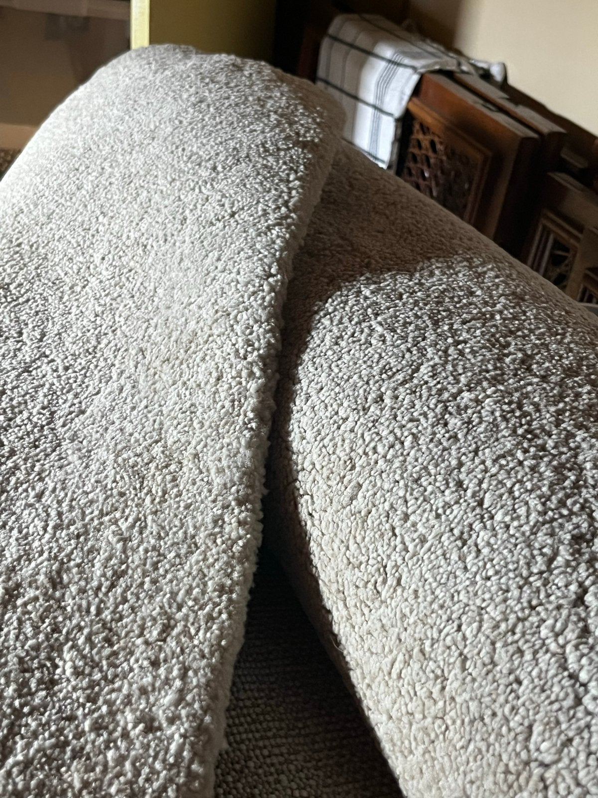 IKEA STOENSE Laagpolig Vloerkleed, Gebroken Wit, Ophalen, 100 tot 150 cm, Zo goed als nieuw, Crème