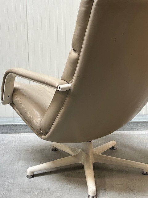 Artifort F141 fauteuil Geoffrey Harcourt vintage armstoel, Huis en Inrichting, Gebruikt, ., Vintage, 75 tot 100 cm