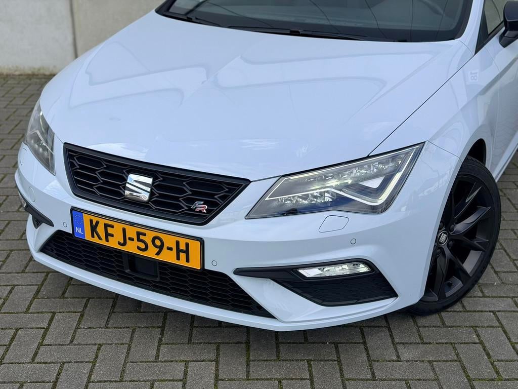 SEAT Leon FR 1.5 TSI Pano Virtual Leder/alca Dynamic Grau!, 4 cilinders, Leon, 610 kg, Bedrijf