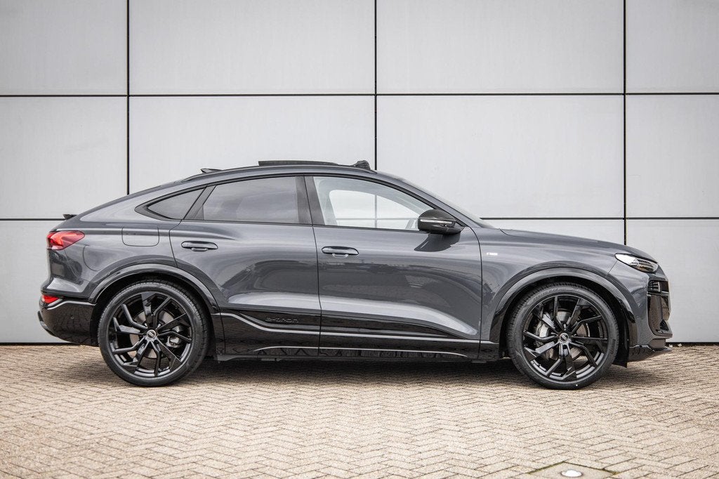 Audi Q6 Sportback e-tron 388pk S edition quattro 100 kWh | P, Auto's, Audi, Automaat, Gebruikt, Leder, SUV of Terreinwagen