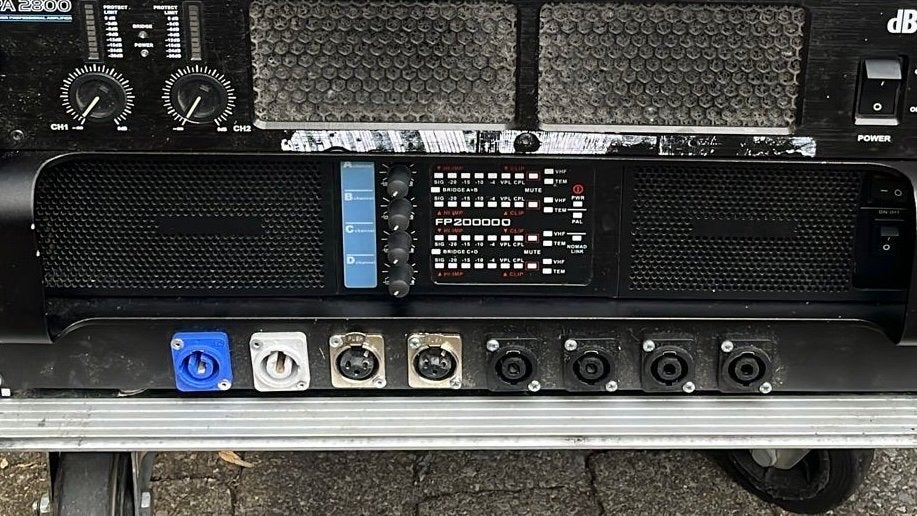 Sinbosen FP20000Q PA Versterker - Krachtige Audio Oplossing, Ophalen, Gebruikt, 1000 watt of meer, P.A.