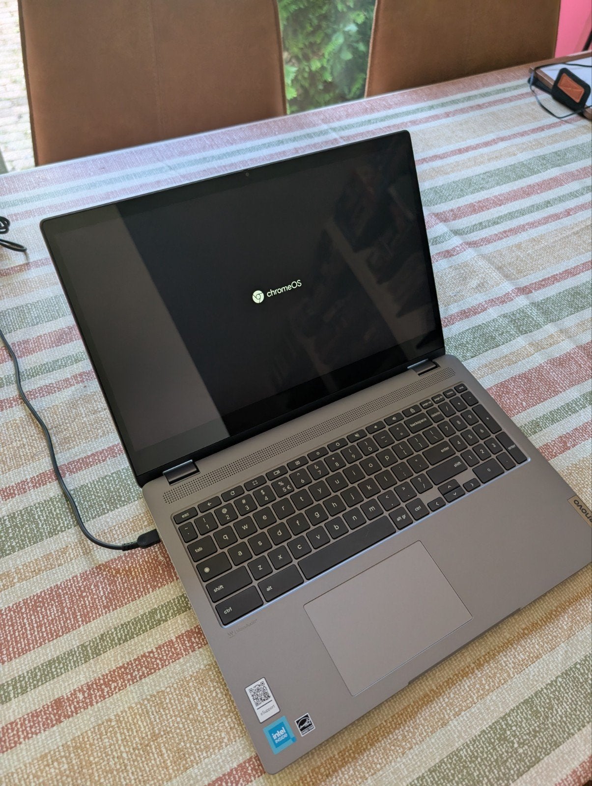 Lenovo IdeaPad Flex 3 Chromebook 15IJL7 (82T3001RMH) 2-in-1, Lenovo Ideapad Chromebook, 15 inch, Qwerty, 8 GB