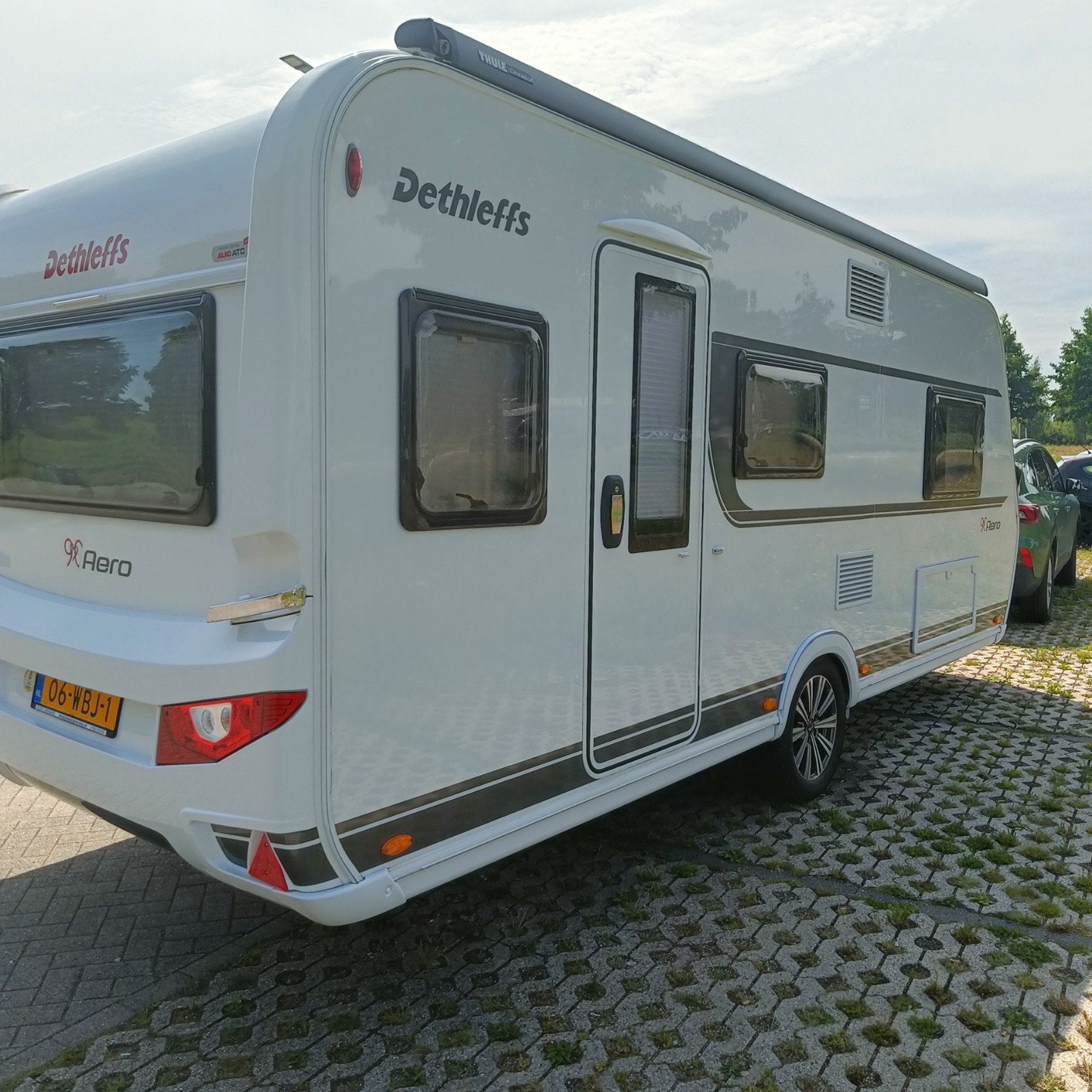 Dethleffs 510 BJ 2021+MOVER+2 APARTE BEDDEN+DAKLUIFEL(TENT), Caravans en Kamperen, 2 aparte bedden, Rondzit, Bedrijf, Dethleffs